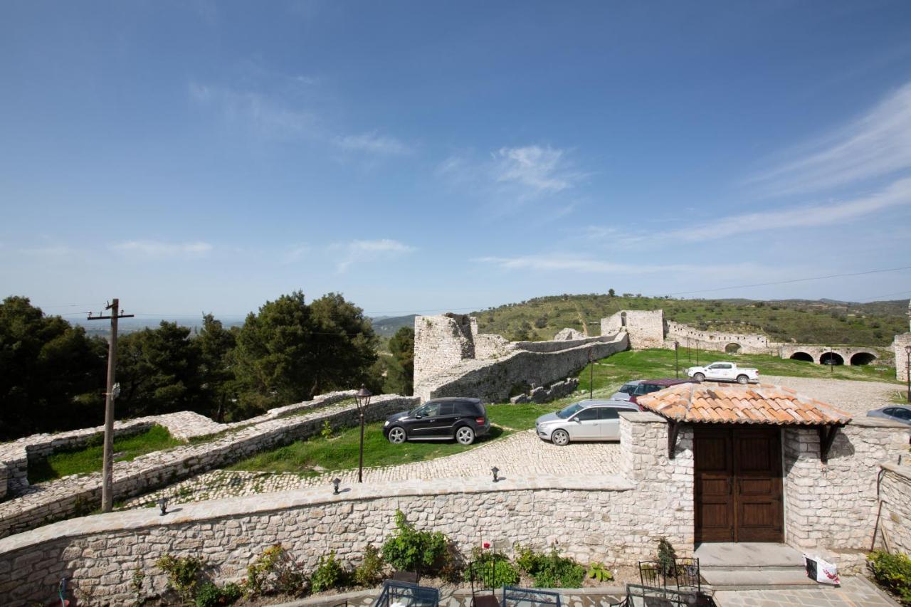 Castle 4*